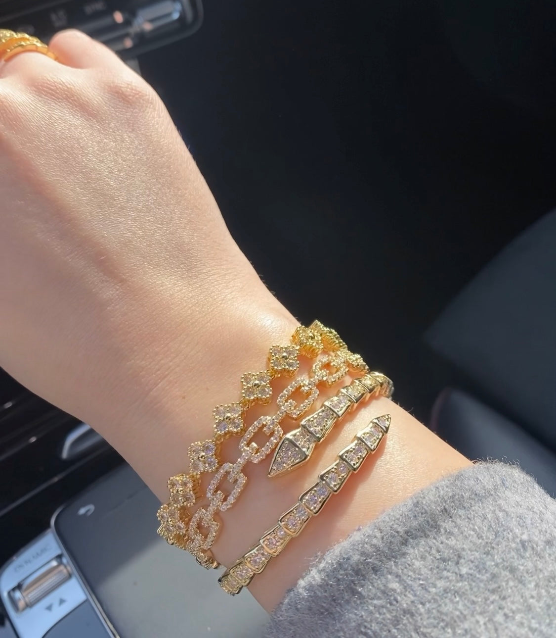 Daisy gold bracelet