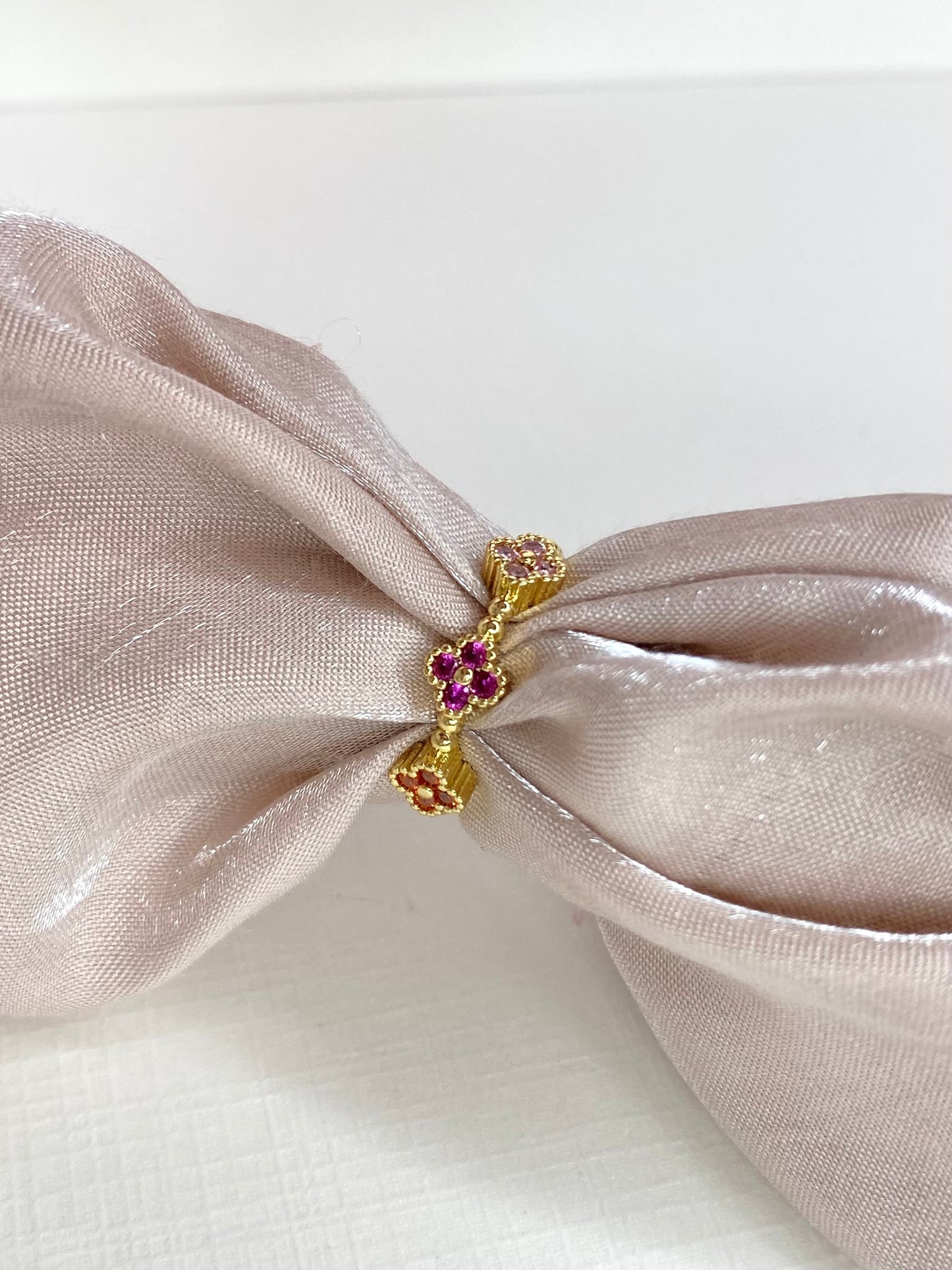Daisy color ring