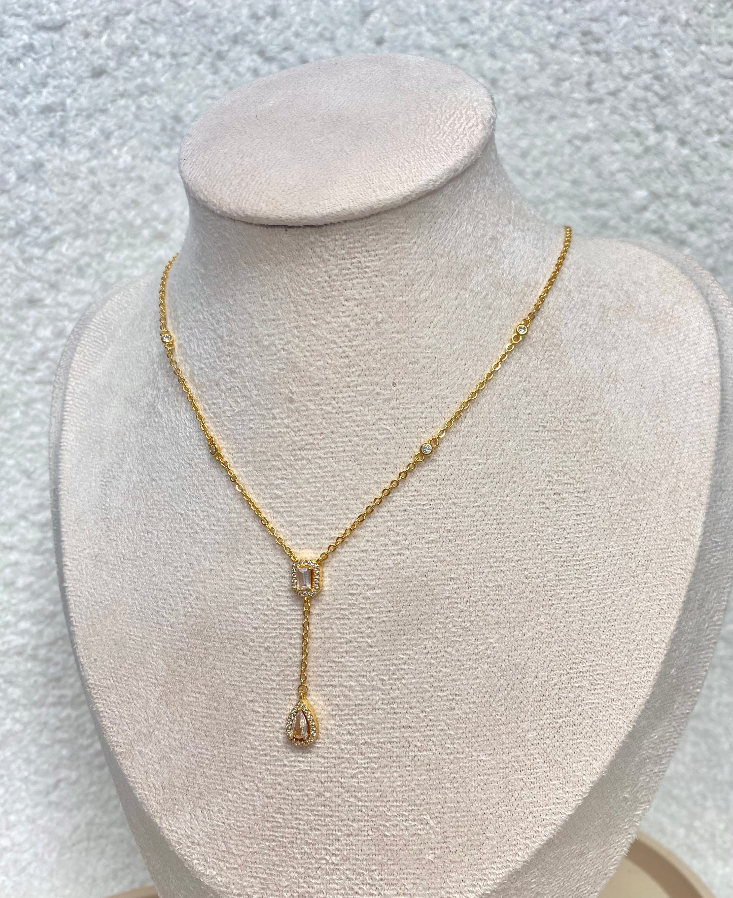 Double stone necklace