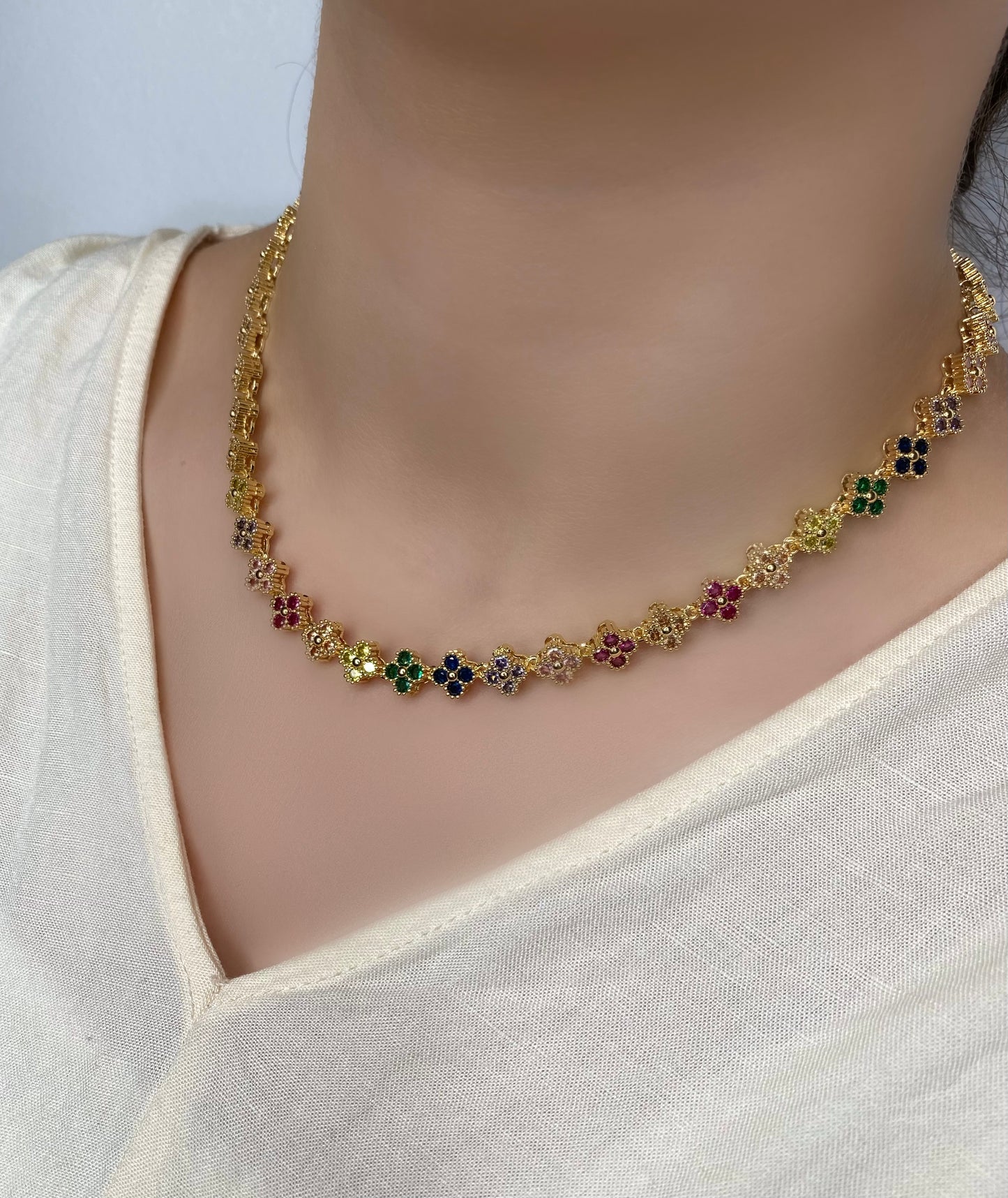Daisy color necklace