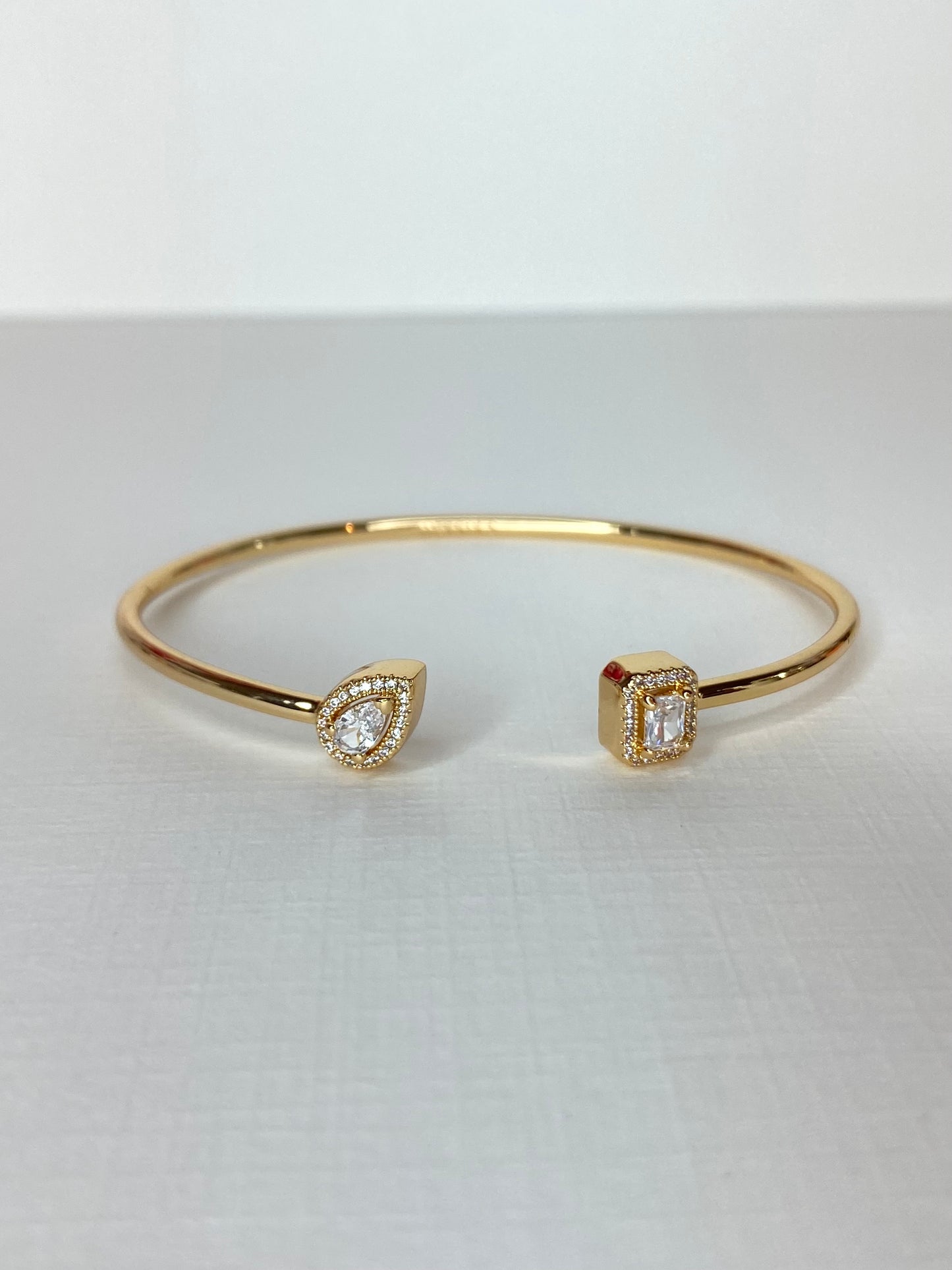Drop bracelet