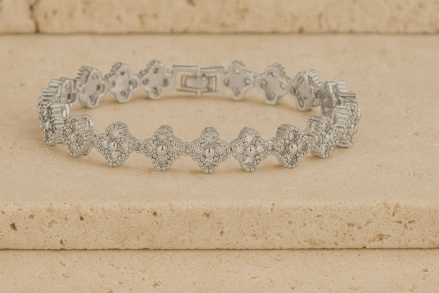 Daisy silver bracelet