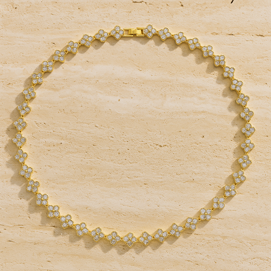 Daisy gold necklace